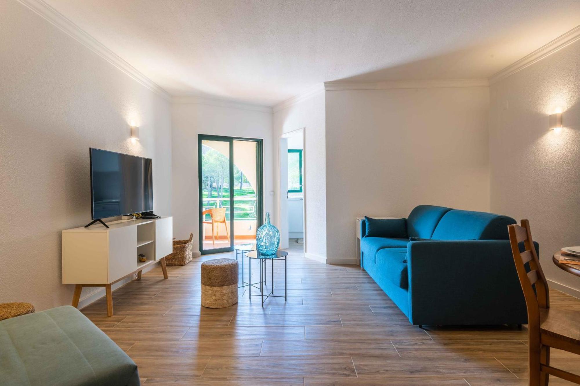 Salgados 1 Bedroom Apartment - 500M From The Beach Guia  Eksteriør billede